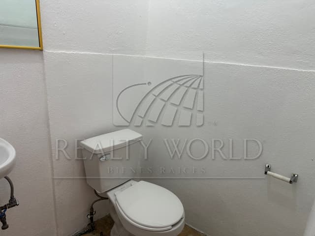 Locales en Renta en Valle de las Brisas