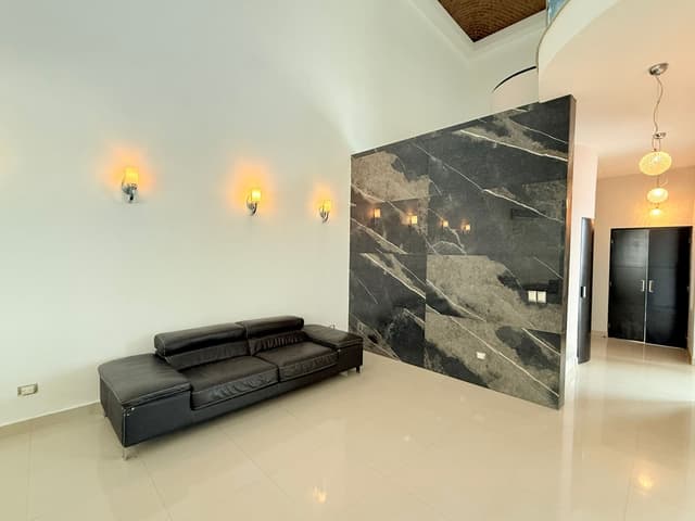 Casas en Venta en Rincón de la Sierra