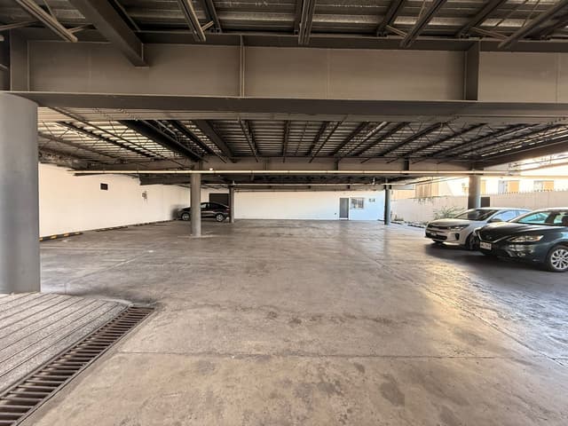 Locales en Renta en Cumbres 4to. Sector