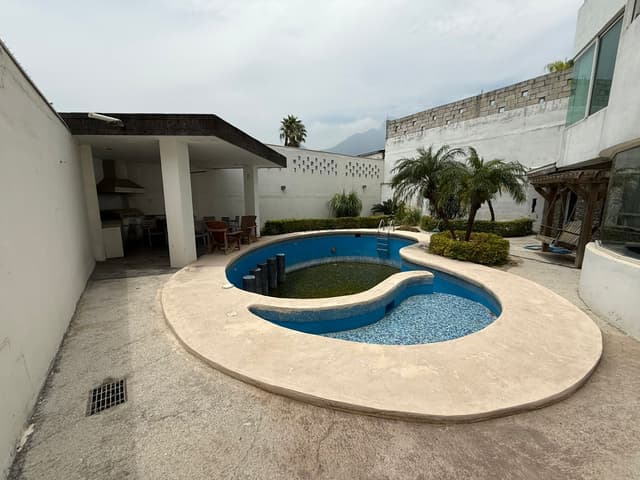 Casas en Venta en Rincón de la Sierra