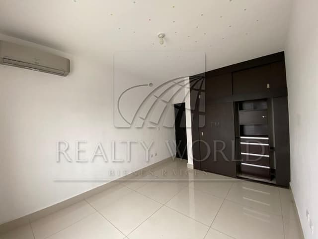 Casas en Renta en Puerta de Hierro