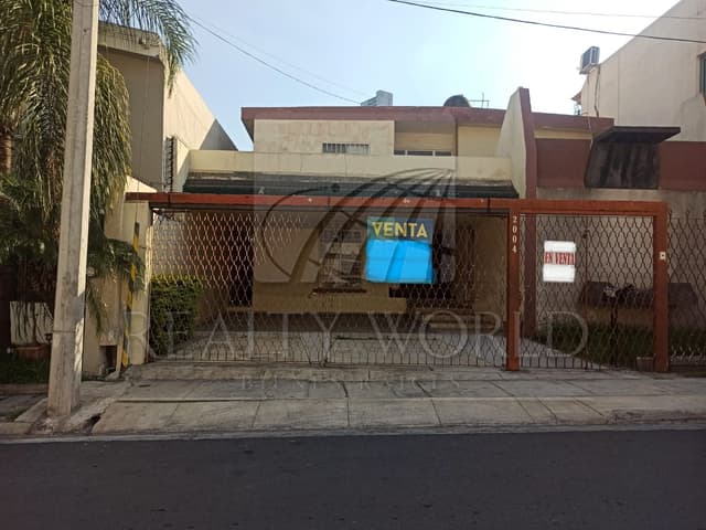 Casas en Venta en Cumbres 2 Sector