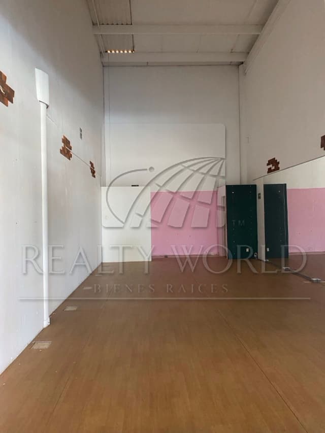 Locales en Renta en Coaxustenco