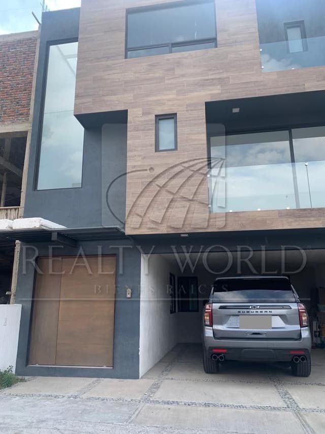 Casas en Venta en Residencial Lago Esmeralda