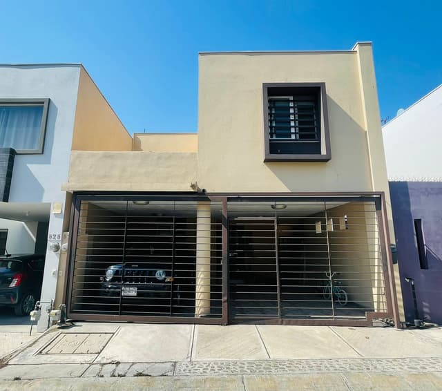 Casas en Venta en Las Lomas