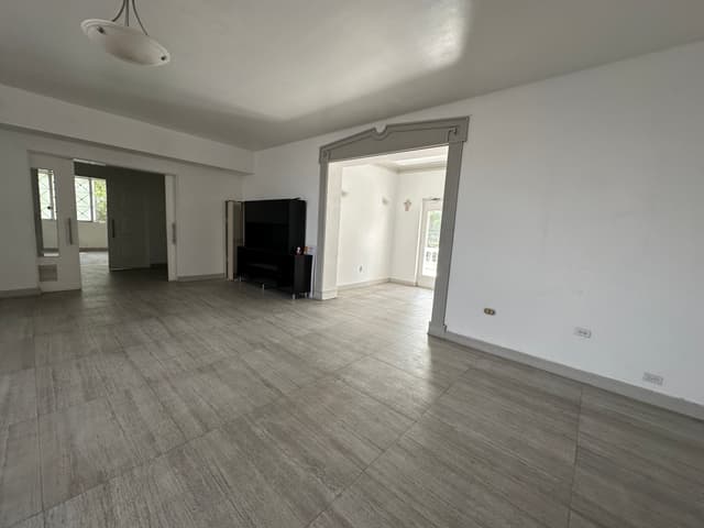 Edificio Mixto en Venta en Obispado