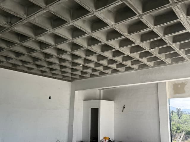 Locales en Renta en Porto Cumbres