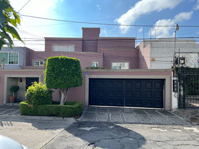 CASA EN VENTA EN TECAMACHALCO!