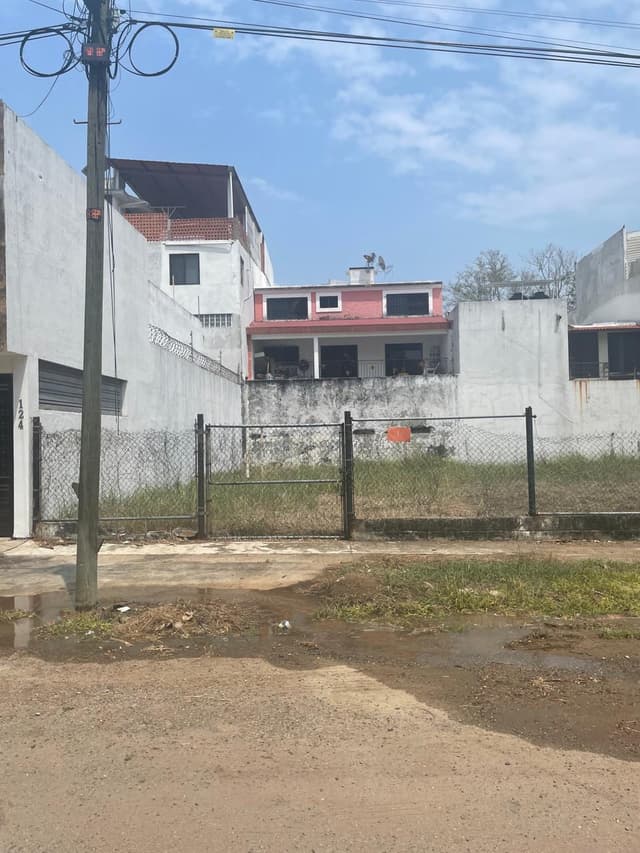 Terreno Residencial en Venta en Fraccionamiento Prados de Villahermosa, Villahermosa Centro, Tabasco