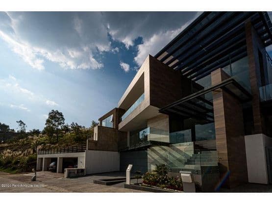 Casa en Venta en exclusivo fraccionamiento de Bosque Real