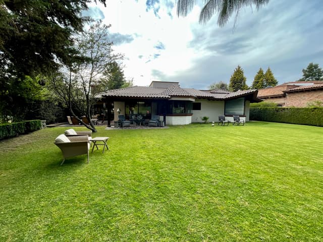 Casa en venta en Club de Golf los Encinos 4 Recámaras