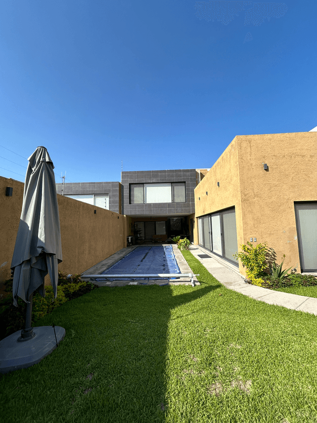 Casa en venta totalmente amueblada en Burgos Bugambilias con alberca