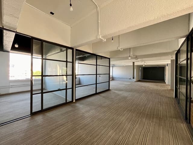 Renta oficina 250 m2 sobre Insurgentes