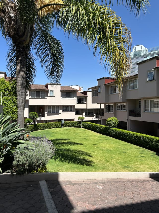 Se vende casa en condominio doble caseta de seguridad