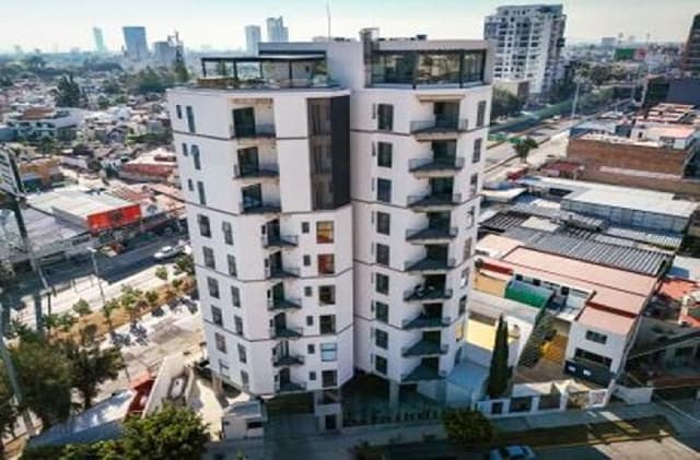 DEPARTAMENTO EN VENTA HAMLET JARDINES DE LA PATRIA PISO 2