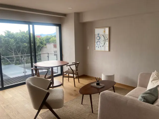 Renta Roma Norte con balcon