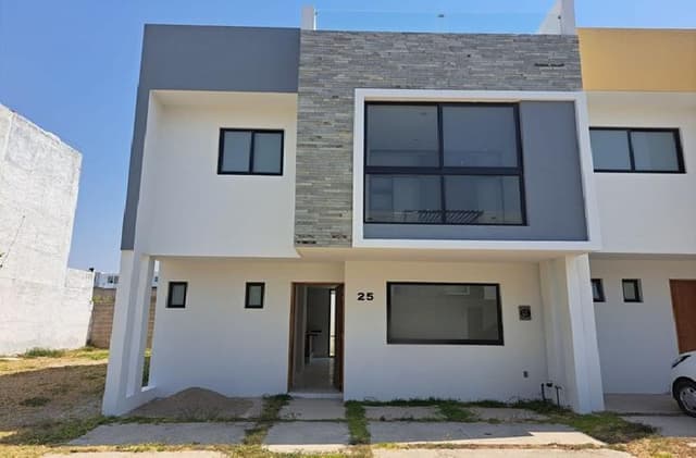 casa en venta en adamar coto zapata