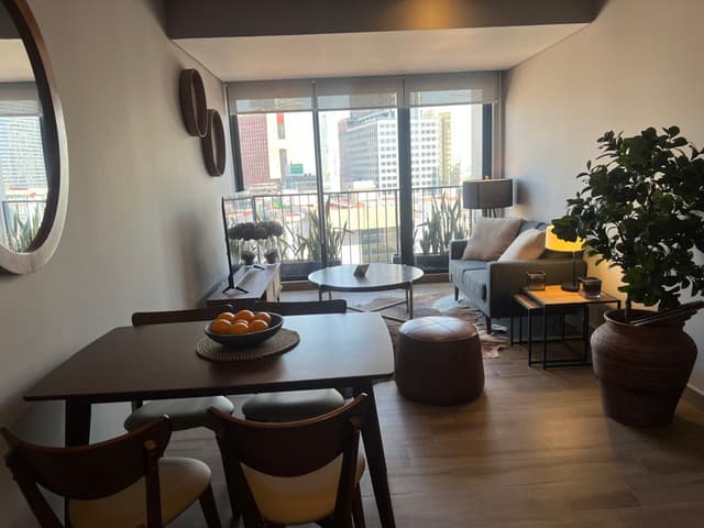 Departamento en venta con vista al Mto. a la Revolución