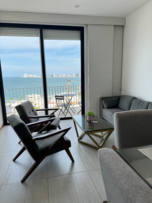 Departamento en venta con vista al mar en Mazatlan 2 Recámaras