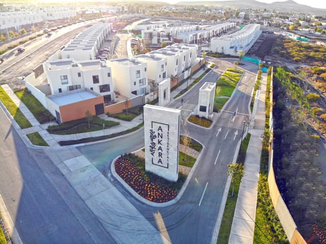 CASA EN VENTA ANKARA RESIDENCIAL MODELO NADA DESCENDENTE, QUERETARO