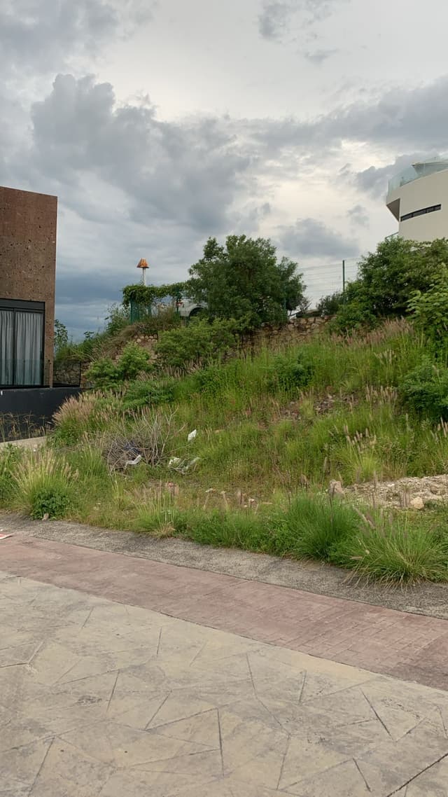 TERRENO EN VENTA EN COLINAS DE SAN ISIDRO