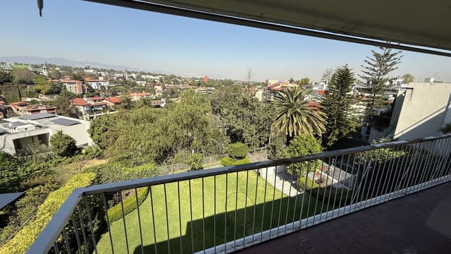 Casa en venta en privada en Lomas Altas