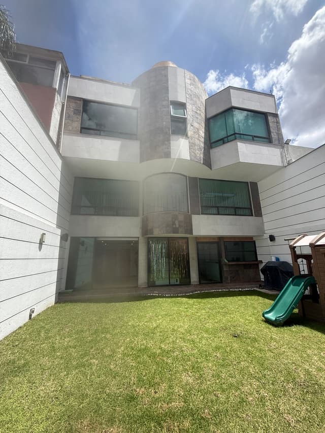 Casa en venta en Ciudad Satélite 4 Pisos