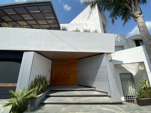 Casa en venta en San Bernardino Tlaxcalancingo 4 Recámaras