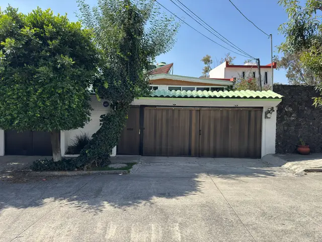 Casa en venta en Lomas del Huizachal