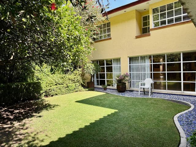 Casa en Venta en Lomas de Tecamachalco, Estado de México