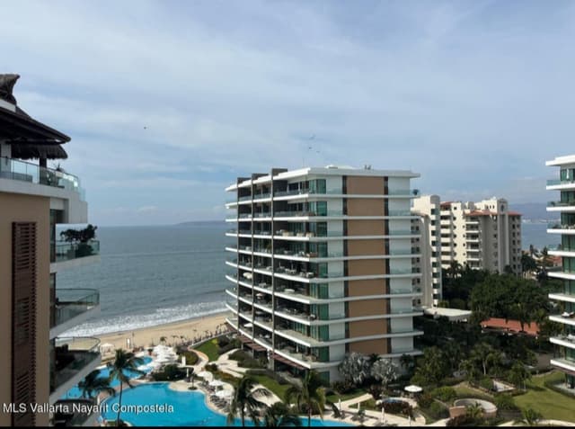 LUMA NUEVO VALLARTA