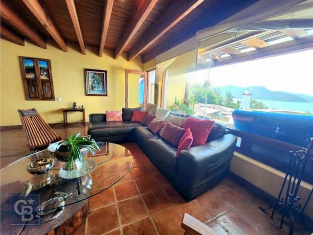 Casa En Condominio en venta en Santa María Ahuacatlan 3 Recámaras