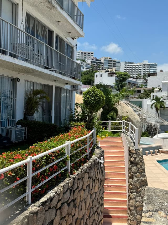Departamento en venta en Lomas de Costa Azul 2 Recámaras