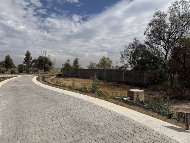 TERRENO EN VENTA LA LOMA SANTA FE