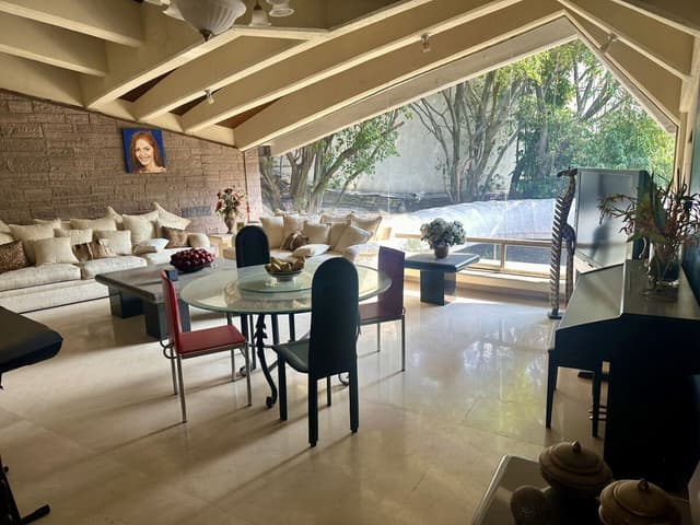 VENTA DE CASA EN JARDINES DEL PEDREGAL CCALLE CERRADA