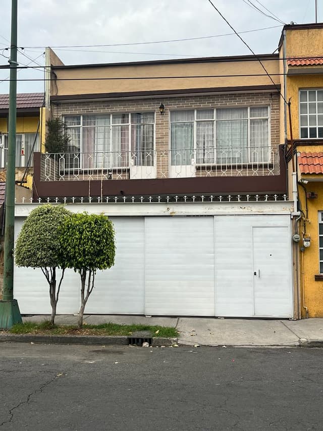 Casa en venta en Letrán Valle 4 Recámaras