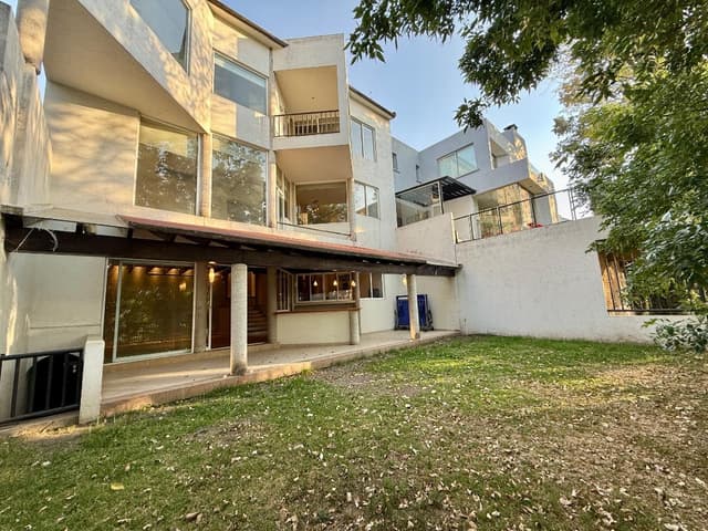 CASA EN VENTA EN LOMAS DE LA HERRADURA