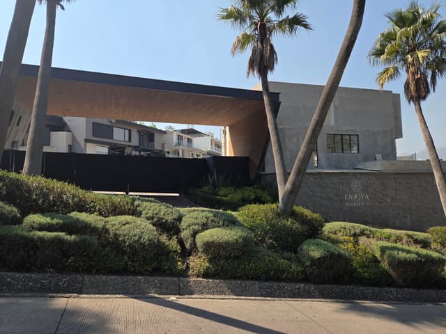 Venta de terreno en La Joya, Bosque Real con vista al campo de golf