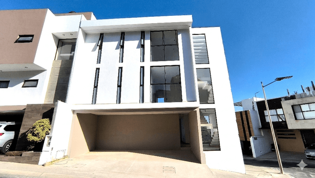 Casa en venta en Lago Esmeralda
