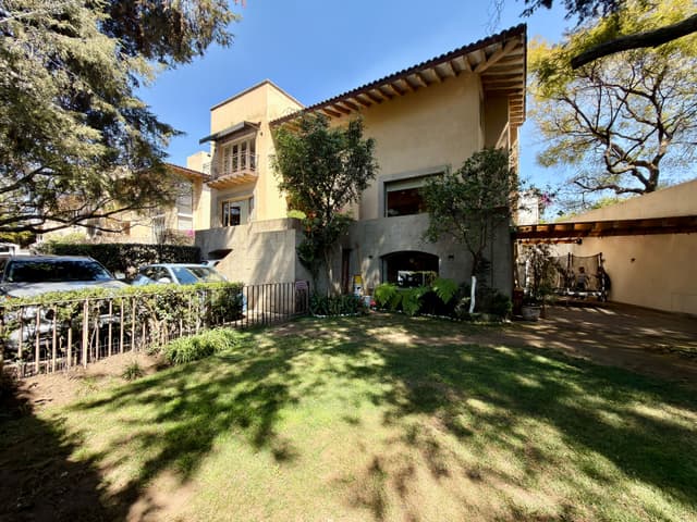 Casa En Condominio en venta en Jardines del Pedregal 4 Recámaras