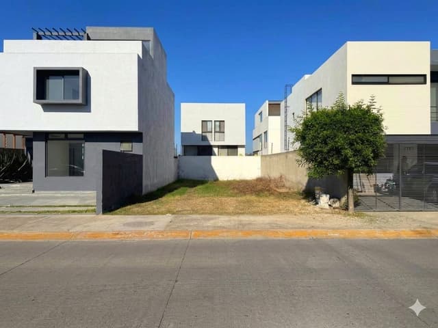 TERRENO EN VENTA PARQUES VALLARTA