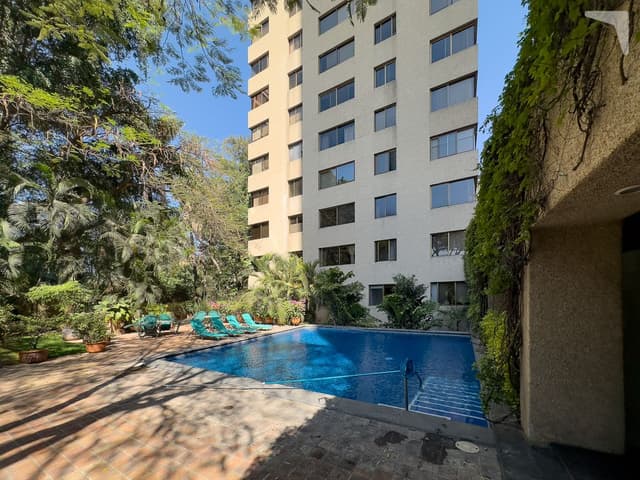 Departamento en venta en Country Club 2 Recámaras