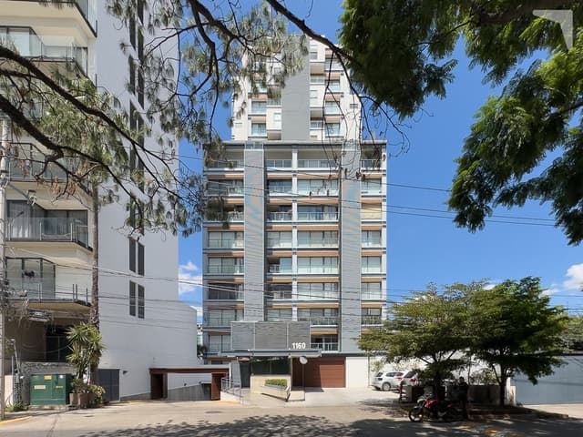 Departamento en venta con vista al campo de golf en Country Club,