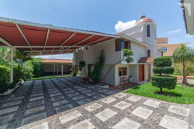 Casa en venta con vista a la Barranca de Huentitán