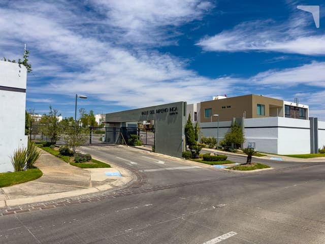 Terreno en venta en Valle Imperial en Coto 18 (Inca), Zapopan