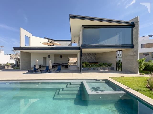 Terreno en venta en Capital Norte en Grand, Zapopan