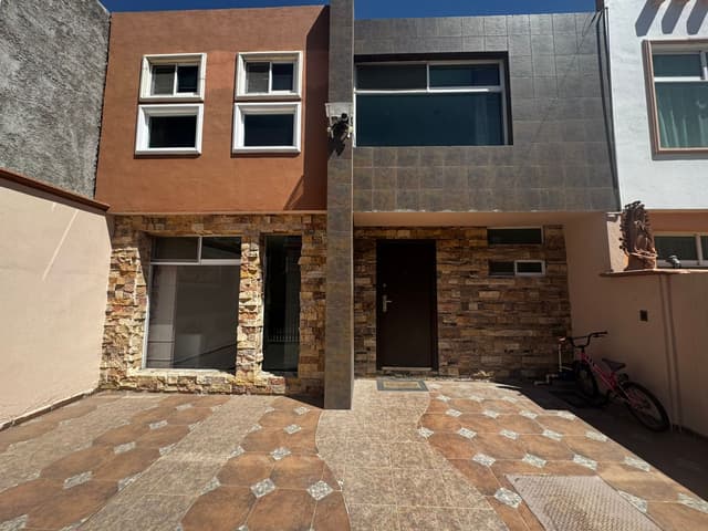 Casa en venta en Fraccionamiento Hacienda La Herradura 3 Recámaras