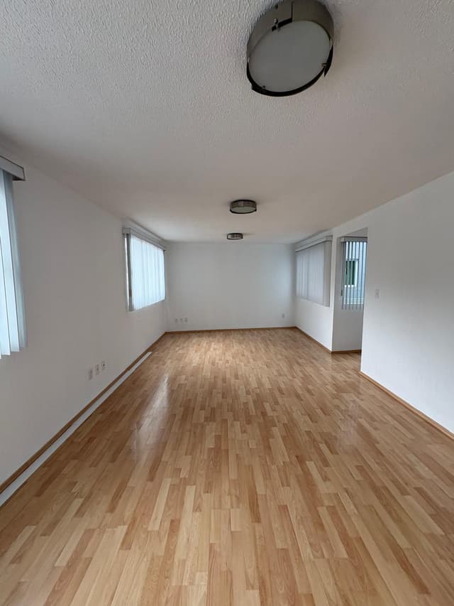 Departamento en venta en Toriello Guerra 3 Recámaras