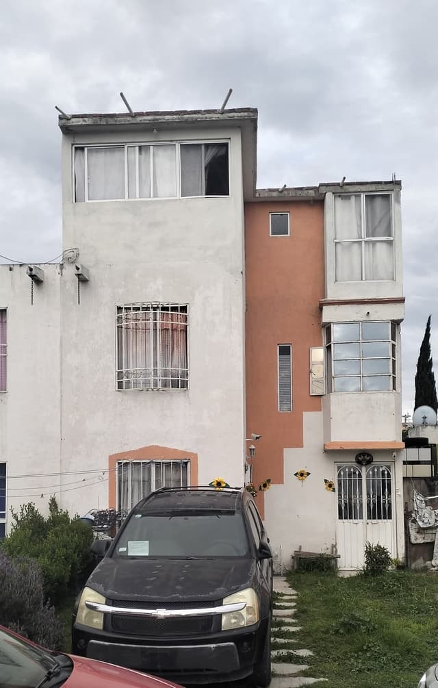CASA SOLA EN HACIENDAS DE TIZAYUCA SECCION 1