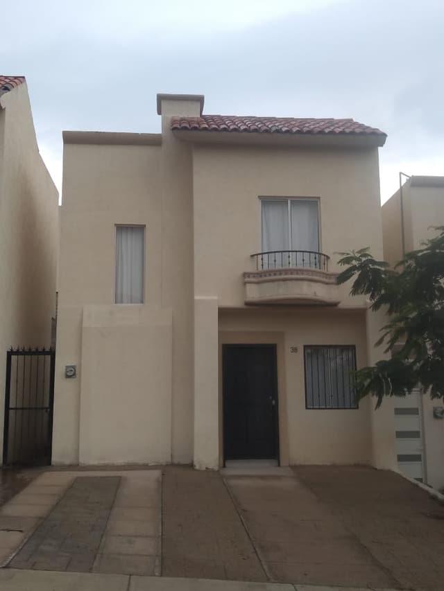 RENTA DE CASA EN ALTA CALIFORNIA